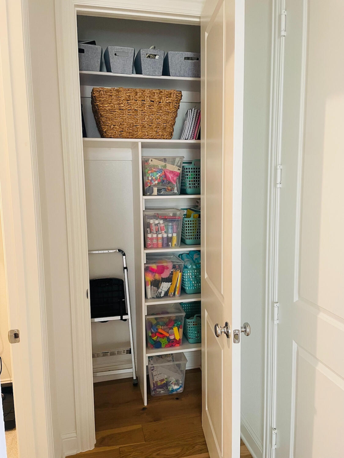 Custom Closet Shelves